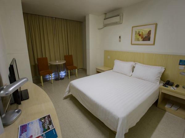 Jingjiang Inn Baoshan Shengqiao Шанхай Екстериор снимка