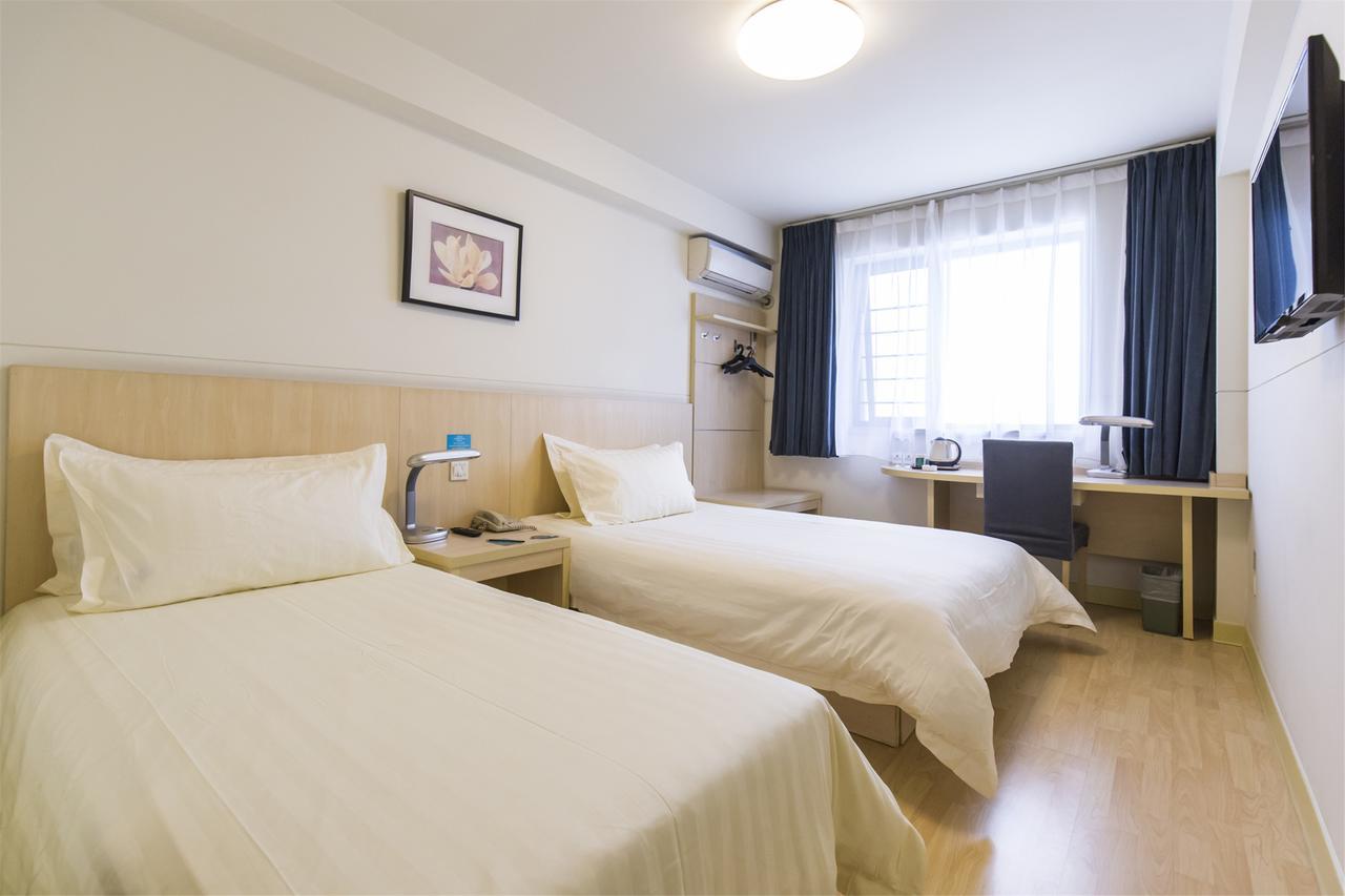 Jingjiang Inn Baoshan Shengqiao Шанхай Екстериор снимка