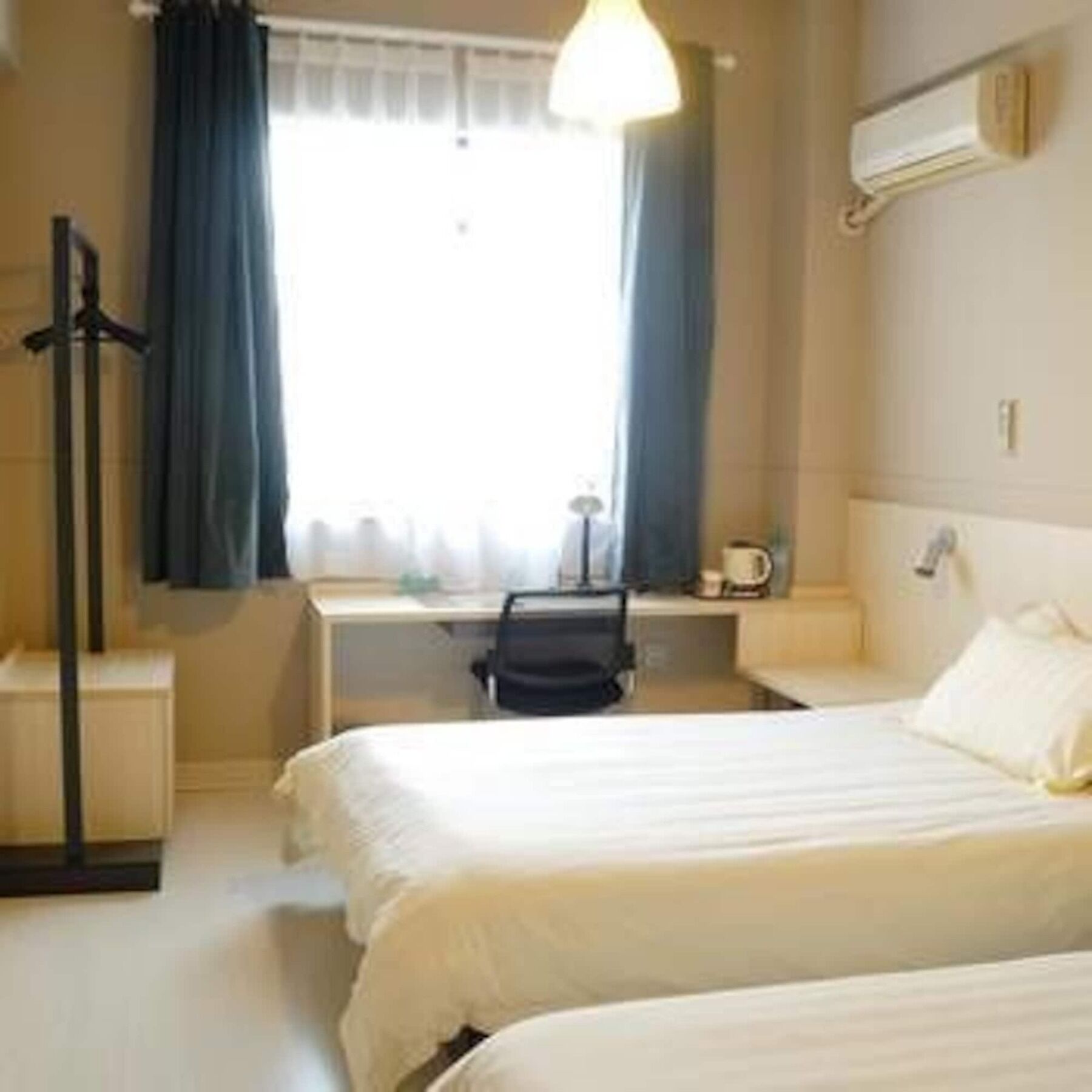 Jingjiang Inn Baoshan Shengqiao Шанхай Екстериор снимка